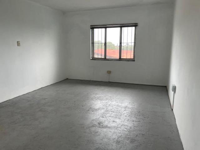 1 Bedroom Apartment Block To Let in Austerville