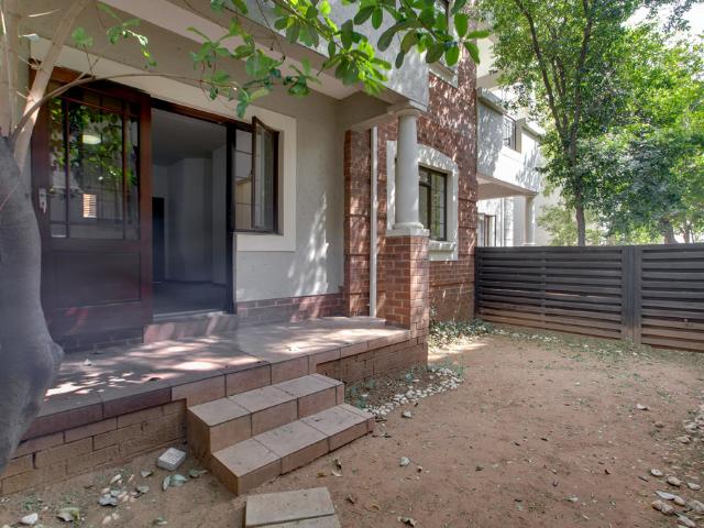 1 Bedroom Apartment Block To Let in Paulshof