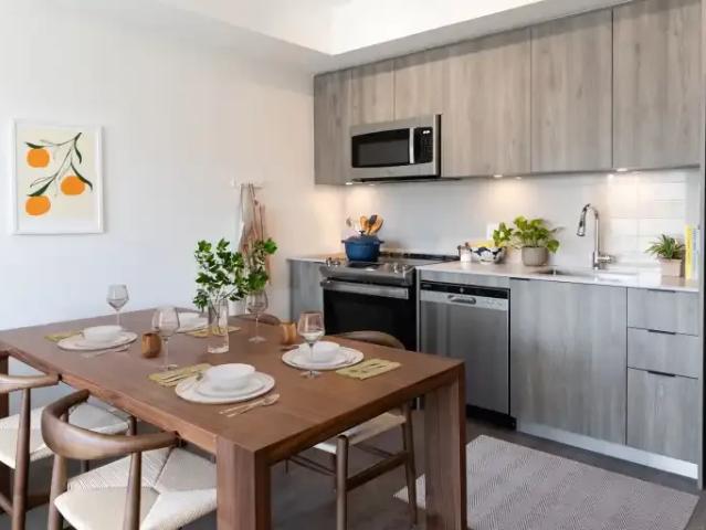 1 Bedroom Apartment Brampton ON 101217063