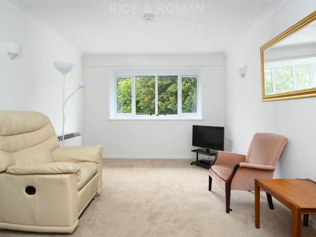 1 Bedroom Apartment, Brook Court – Cheam