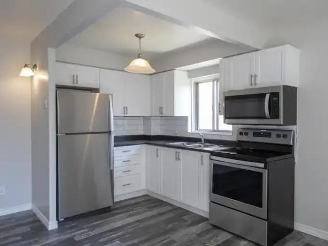 1 Bedroom Apartment Brockville ON 104991274