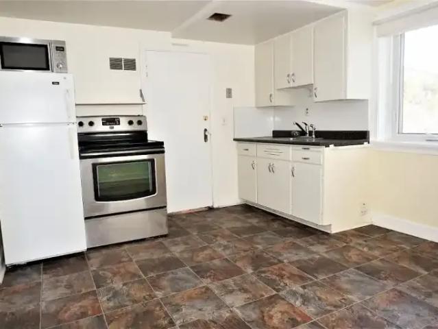 1 Bedroom Apartment Calgary AB 104322306