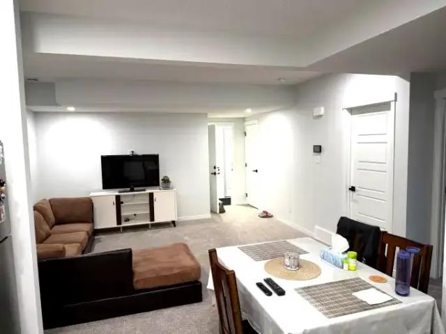 1 Bedroom Apartment Calgary AB 104506833