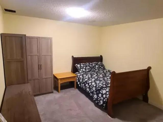 1 Bedroom Apartment Calgary AB 104841643