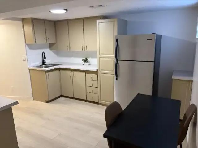 1 Bedroom Apartment Calgary AB 104863621