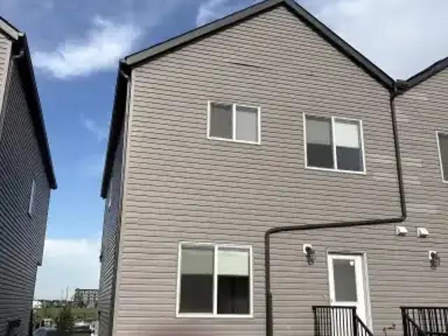 1 Bedroom Apartment Calgary AB 104895034