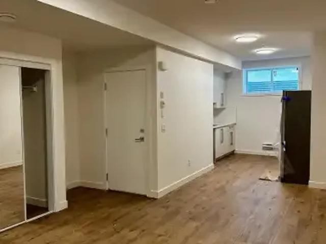 1 Bedroom Apartment Calgary AB 104940251