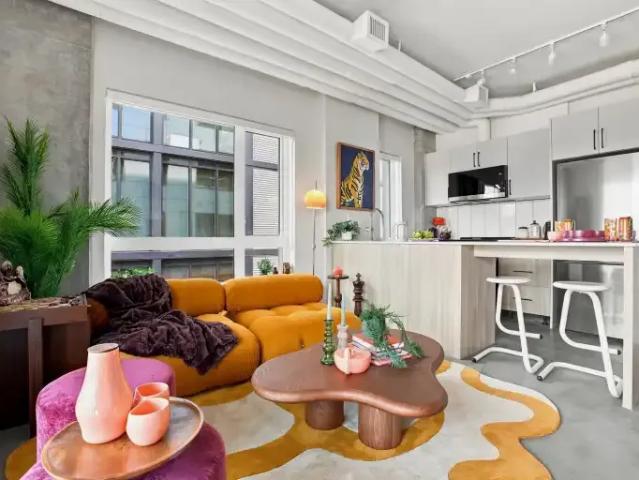 1 Bedroom Apartment Calgary AB 104940865