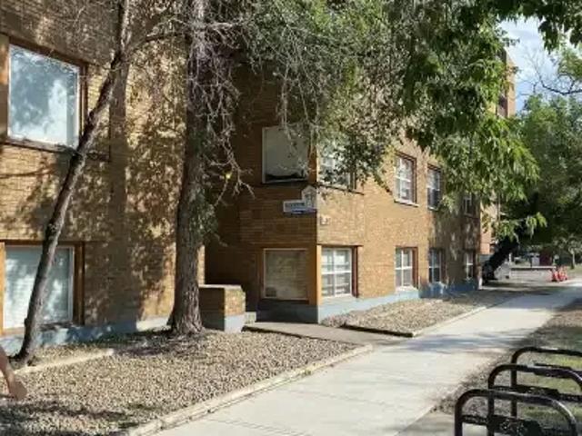 1 Bedroom Apartment Calgary AB 104957544