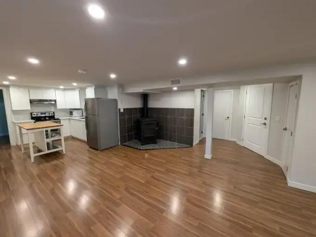 1 Bedroom Apartment Calgary AB 104957565