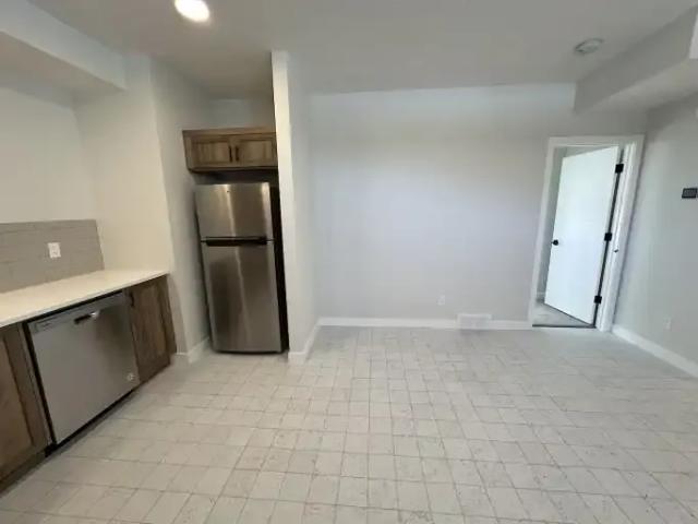 1 Bedroom Apartment Calgary AB 105087365