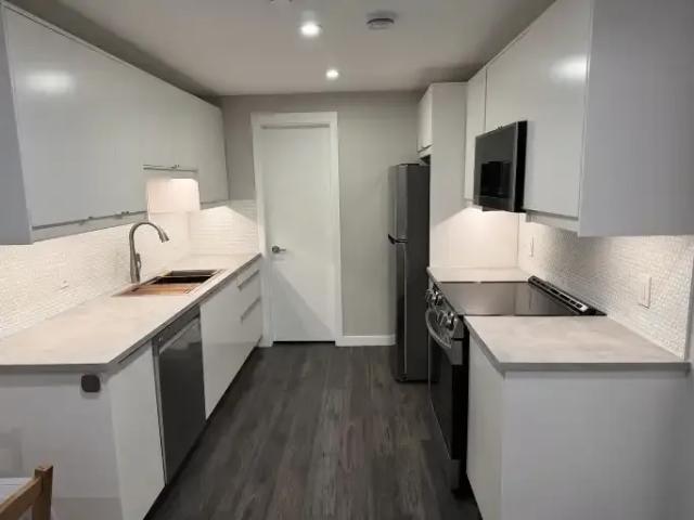 1 Bedroom Apartment Calgary AB 105185496
