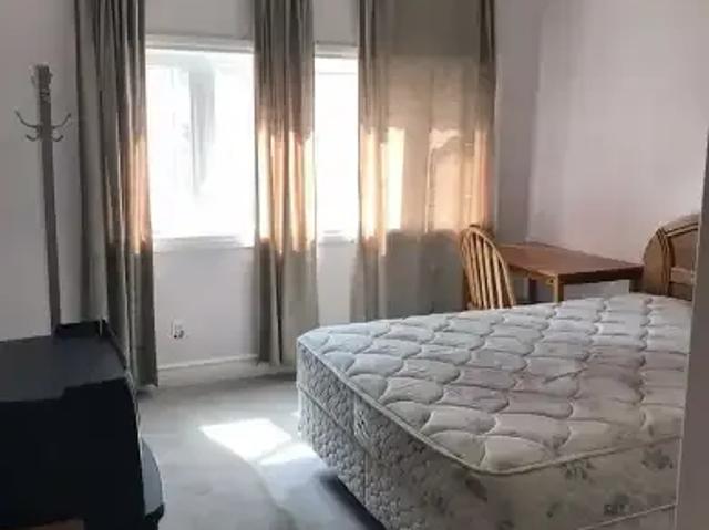 1 Bedroom Apartment Calgary AB 105654104
