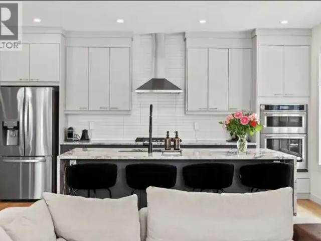 1 Bedroom Apartment Calgary AB 105654144