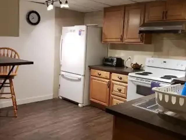 1 Bedroom Apartment Calgary AB 105653774