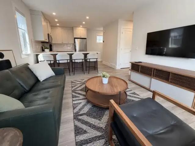 1 Bedroom Apartment Calgary AB 102658539