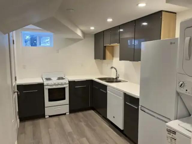 1 Bedroom Apartment Calgary AB 103574188