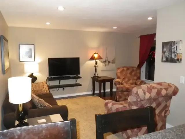 1 Bedroom Apartment Calgary AB LS105235029