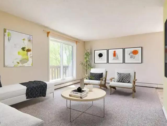 1 Bedroom Apartment Camrose AB 101014954