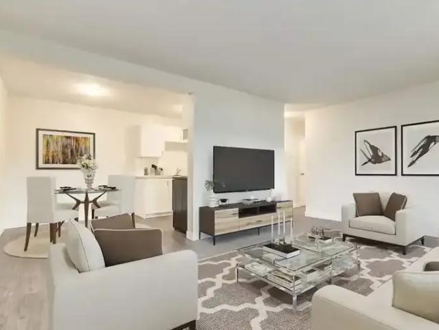 1 Bedroom Apartment Camrose AB 103486367