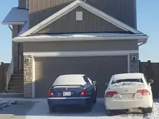 1 Bedroom Apartment Cochrane AB LS104991588