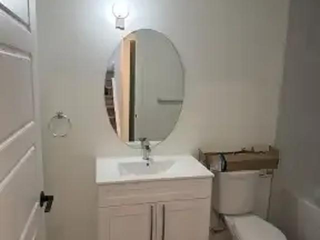 1 Bedroom Apartment Cochrane AB 105226600