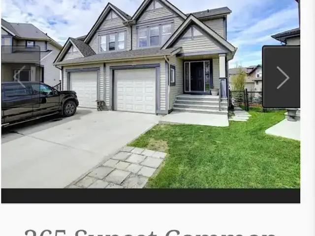 1 Bedroom Apartment Cochrane AB 105505608