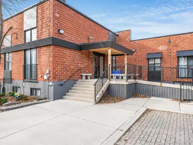 1 Bedroom Apartment Collingwood ON 104940689
