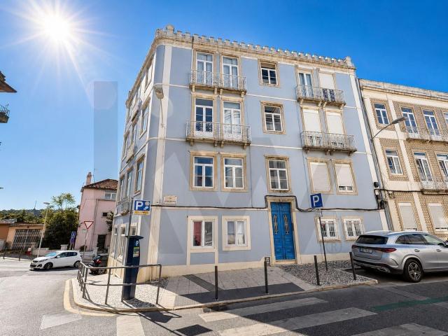 1 bedroom apartment completely renovated
