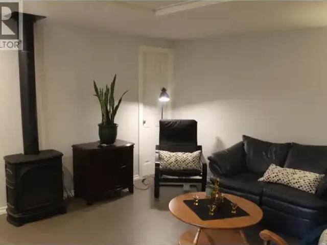 1 Bedroom Apartment Coquitlam BC 105486633