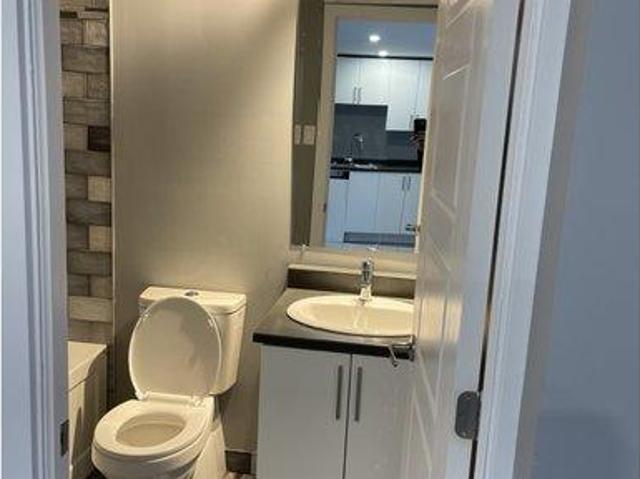 1 Bedroom Apartment Cornwall ON 102950842