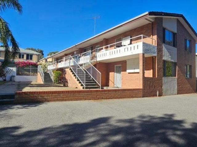 1 Bedroom Apartment Daglish, WA 105794638