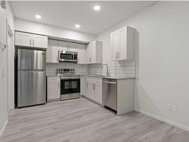 1 Bedroom Apartment Edmonton AB LS104535302