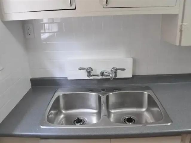 1 Bedroom Apartment Edmonton AB LS104863898