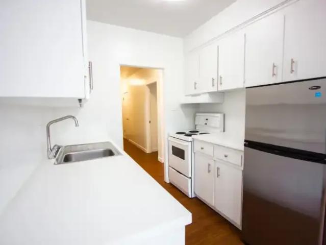 1 Bedroom Apartment Edmonton AB LS97097169
