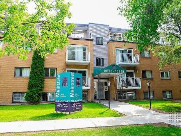 Central Mcdougall, Edmonton, Alberta - Balcony