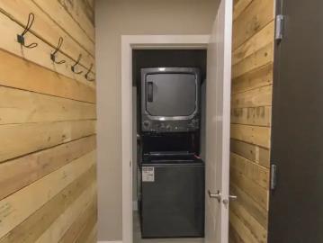 1 Bedroom Apartment Edmonton AB 103424286