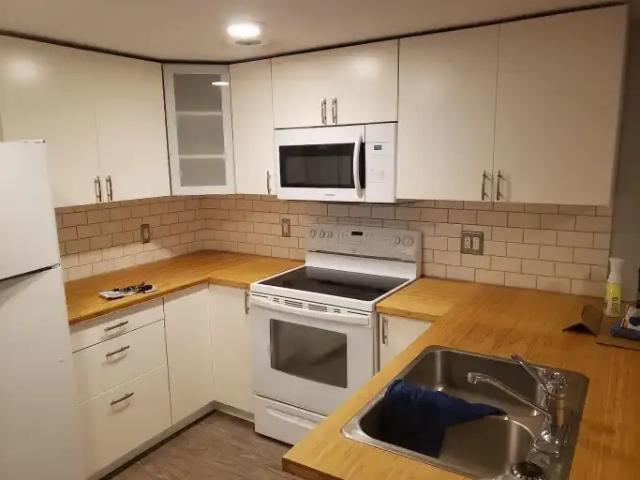 1 Bedroom Apartment Edmonton AB 104178694