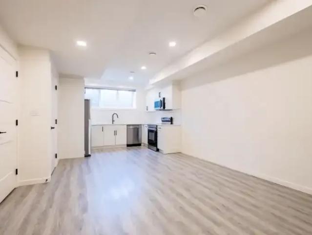 1 Bedroom Apartment Edmonton AB 104181667