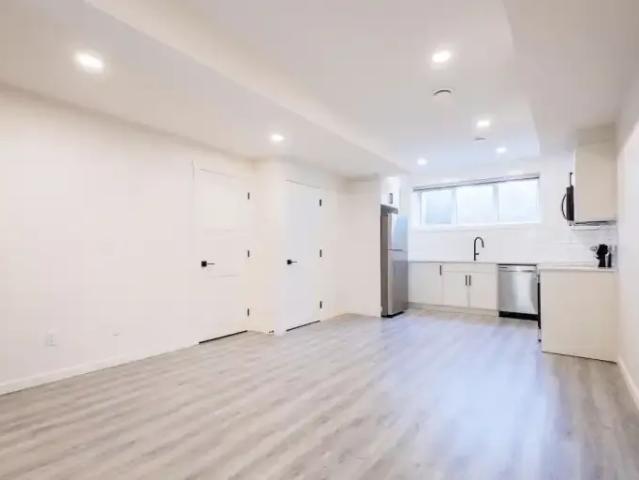 1 Bedroom Apartment Edmonton AB 104181674