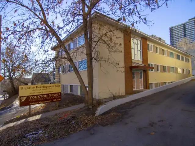 1 Bedroom Apartment Edmonton AB 104256850