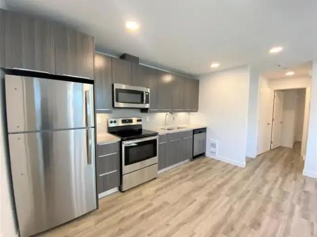 1 Bedroom Apartment Edmonton AB 104470810