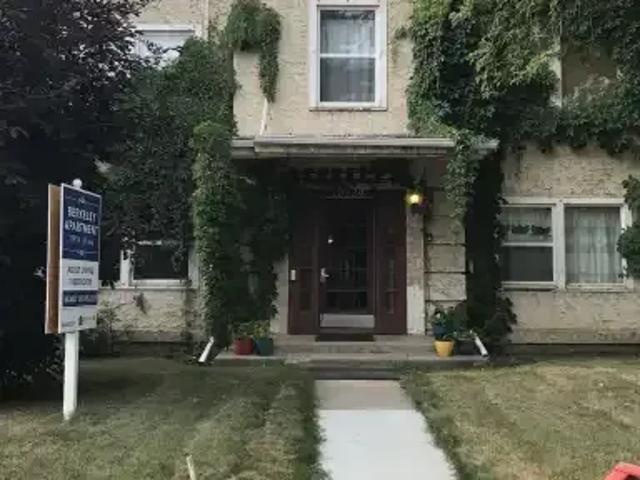 1 Bedroom Apartment Edmonton AB 104433871