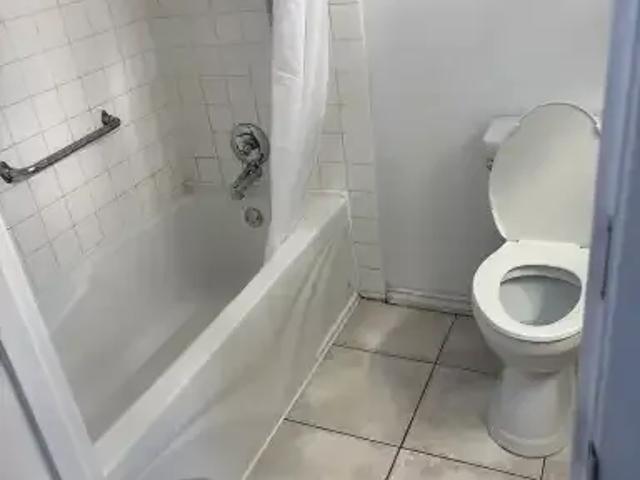 1 Bedroom Apartment Edmonton AB 104434141