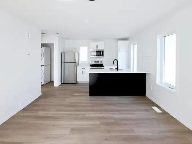 1 Bedroom Apartment Edmonton AB 104506741