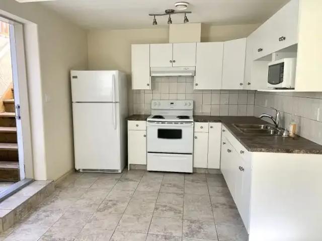 1 Bedroom Apartment Edmonton AB 104506892
