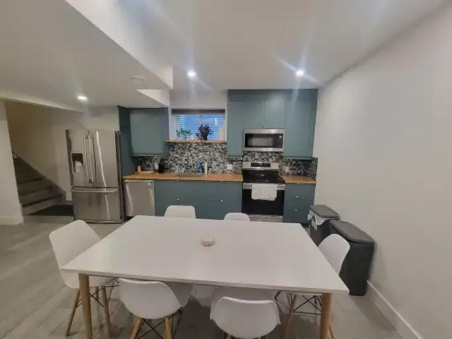 1 Bedroom Apartment Edmonton AB 104637716
