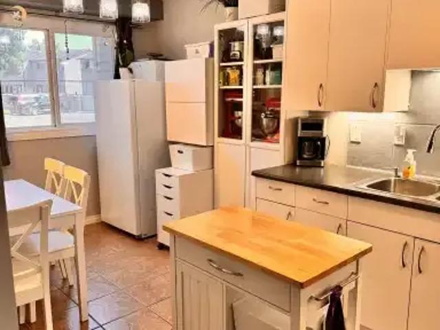 1 Bedroom Apartment Edmonton AB 104638354