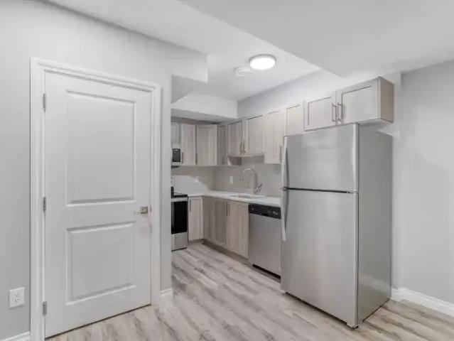 1 Bedroom Apartment Edmonton AB 105087322