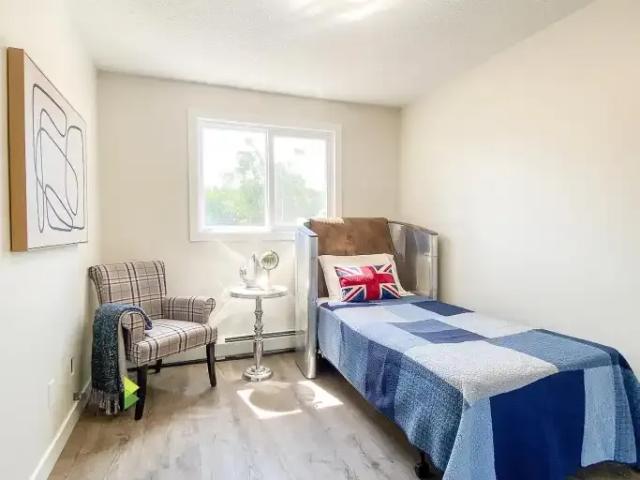 1 Bedroom Apartment Edmonton AB 105280697